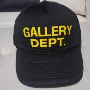 Gallery dept snap back